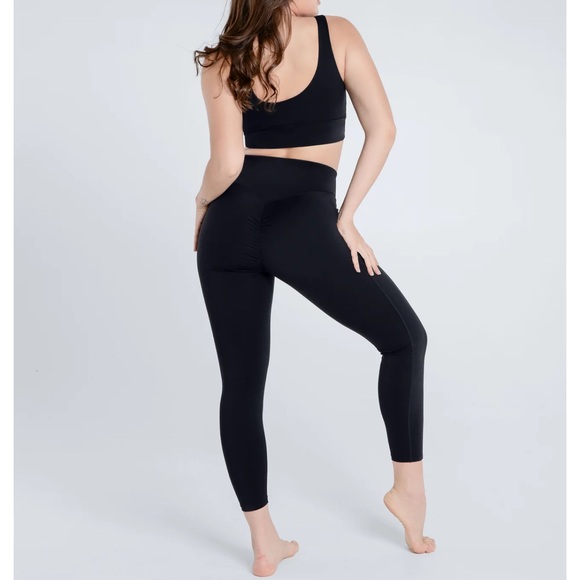 Cosmolle Move Free 7/8 Length Legging - Picture 2 of 6